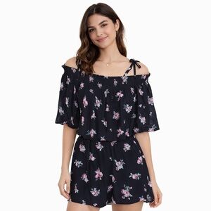 B. Darlin Black Floral Off Shoulder Romper Women’s 3/4 NWT